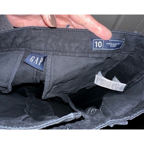 GAP Mid Rise Khakis - Picture 6 of 9